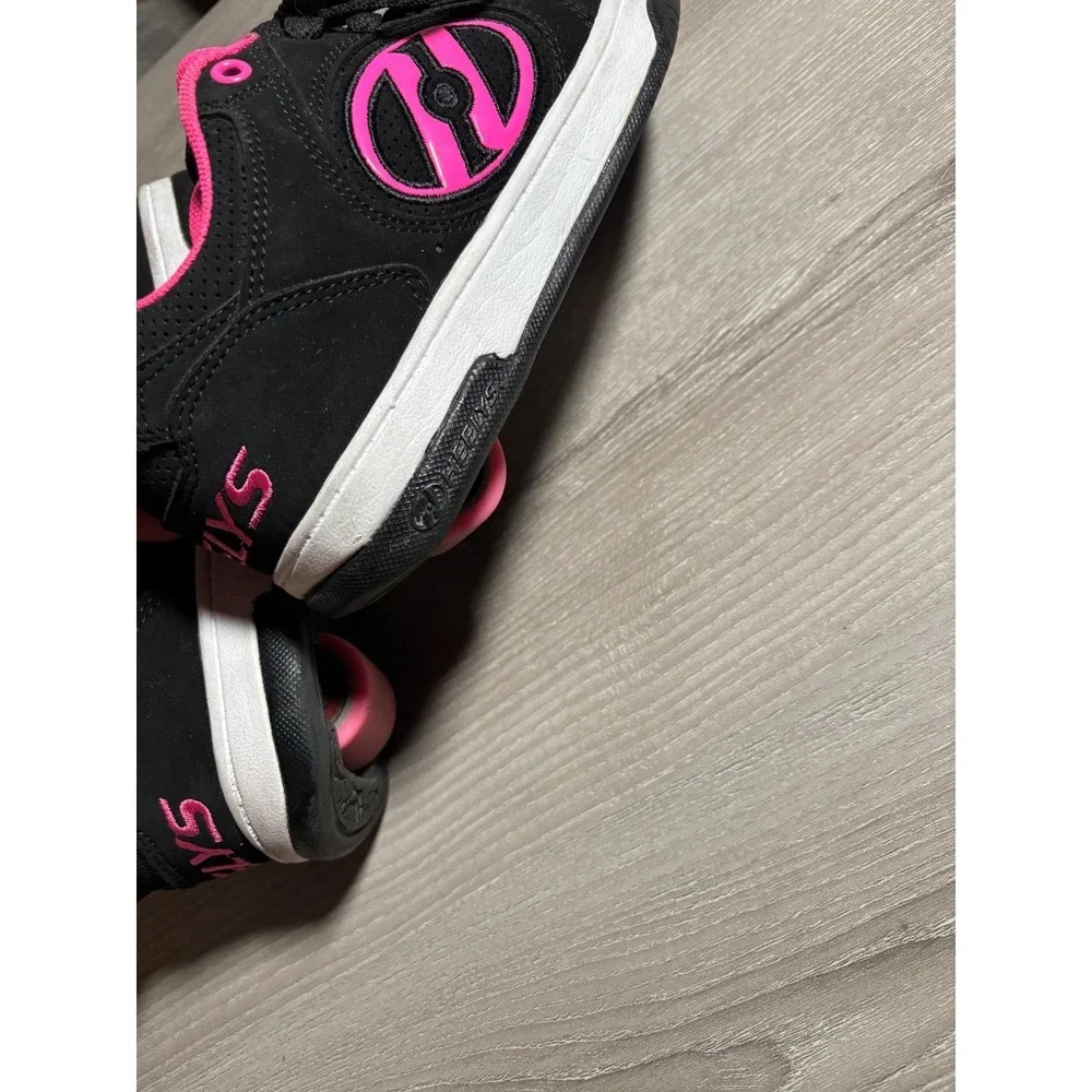 Heelys Kids Youth 3 Single Wheel Skate Shoes Low Top Sneakers Roller Shoes
